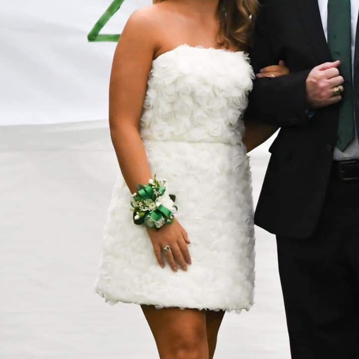 Colors Dress Short Cream With Flowers